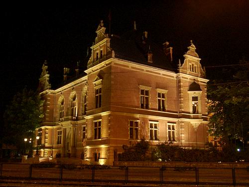 The New Town Hall